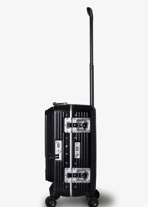IP-105 Black Ink 40L Cabin