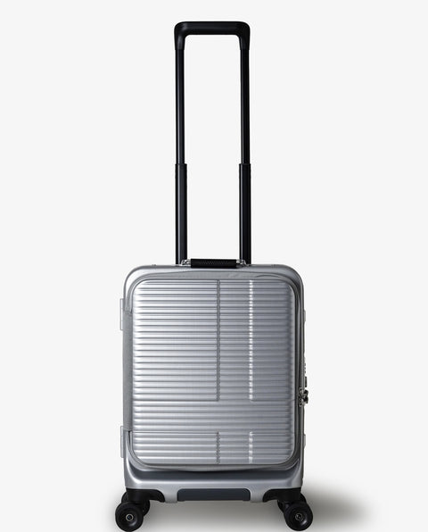 IP-105 Hairline Silver 40L Cabin