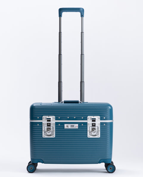 IP-102 Lyons Blue 30L Pilot Size