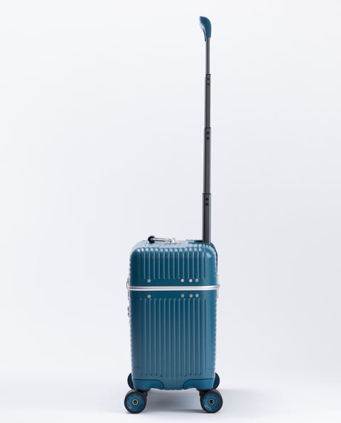IP-102 Lyons Blue 30L Pilot Size