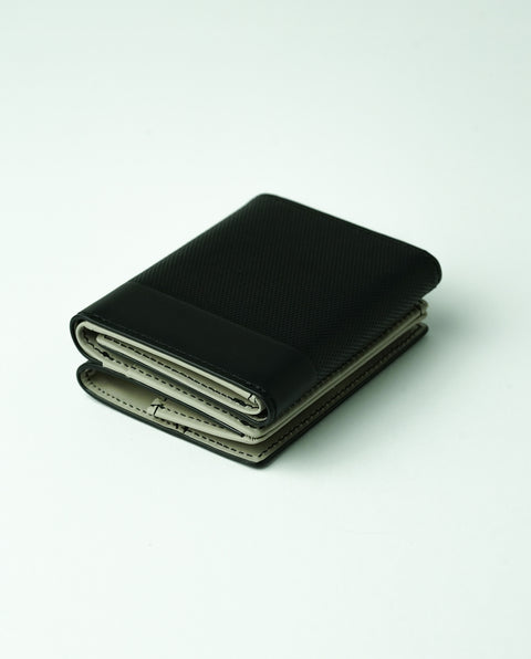 INW33 Black Trifold Wallet