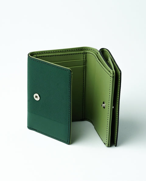 INW33 Green Trifold Wallet